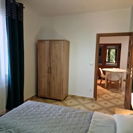 Eastside - Sanatoryjna 29