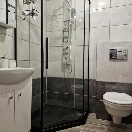 Eastside - Sanatoryjna 29