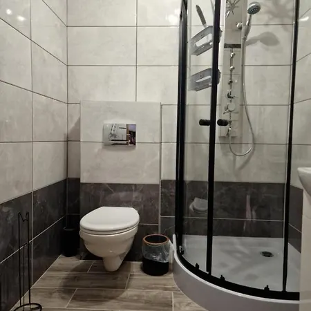 Eastside - Sanatoryjna 29