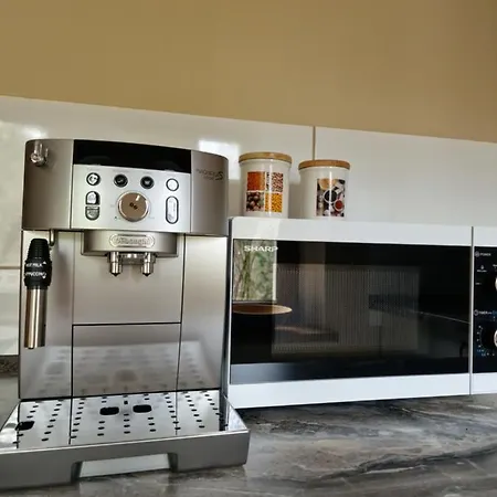 Eastside - Sanatoryjna 29 *