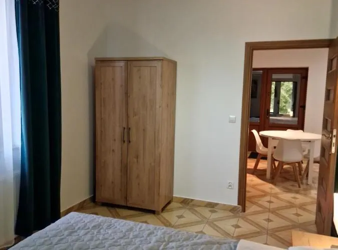 Eastside - Sanatoryjna 29