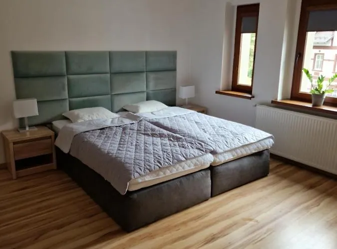 Eastside - Sanatoryjna 29