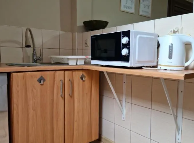 Eastside - Sanatoryjna 29 *