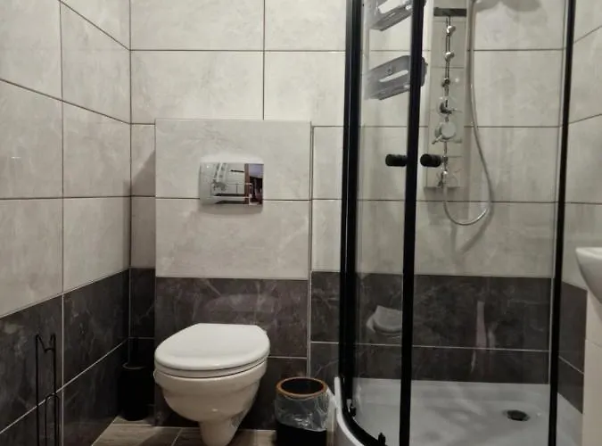 Eastside - Sanatoryjna 29